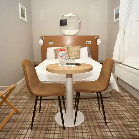 Мини-отель Five Glens Manorhamilton